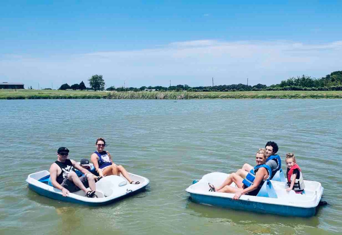 Paddle boats