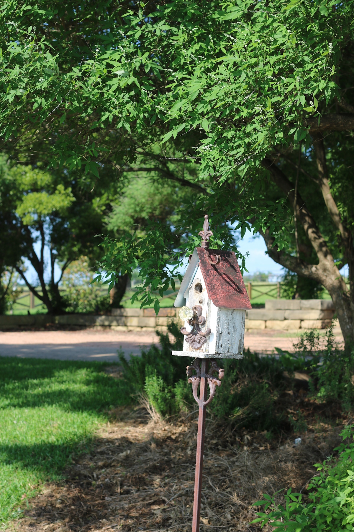 Garden birdhouse