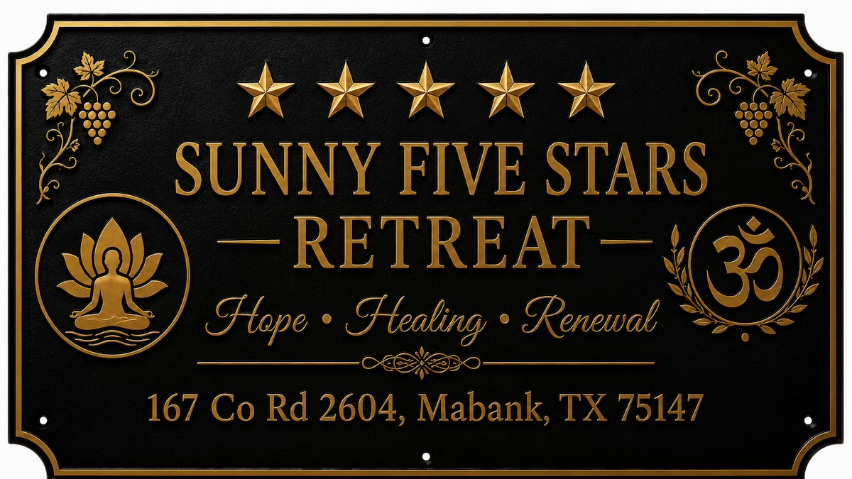 Sunny's Five Stars Retreat | Mabank, Texas Lake Getaway — 167 County Road 2604, Mabank, TX 75147